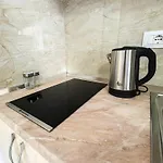 Riviera Bliss Haven F76 Apartmán *
