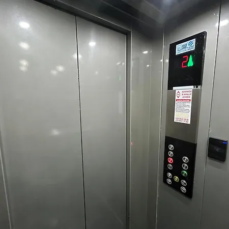 Riviera Bliss Haven F76 דירה