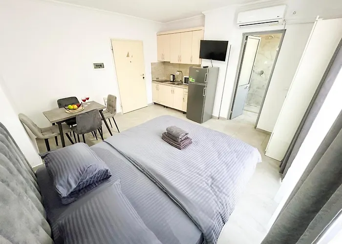 Riviera Bliss Haven F76 Apartmán *
